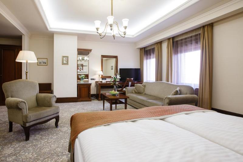 Andrassy Kuria & Spa Tarcal Exterior photo Suite